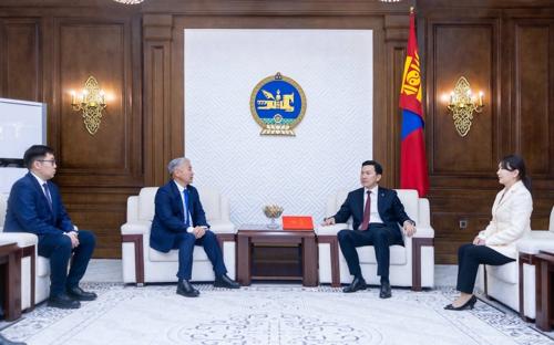 Эдийн засгийн эрх чөлөөний тухай хуулийн төслийг өргөн мэдүүлэв