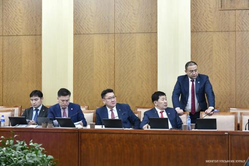 Монгол Улсыг 2026-2030 онд хөгжүүлэх таван жилийн үндсэн чиглэлийн төслийн анхны хэлэлцүүлгийг хийлээ