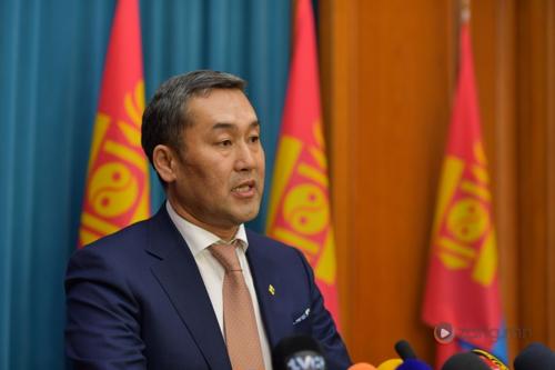 Эрчим хүчний сайд асан Н.Тавинбэхийг таслан сэргийлэх арга хэмжээг өөрчлүүлэн, суллуулахаар шүүхэд гомдол гаргажээ