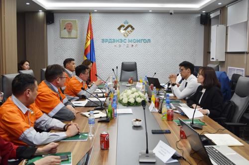 "Цемент Шохой" ХХК-ийн хувьцаа эзэмшигчдийн хурал боллоо