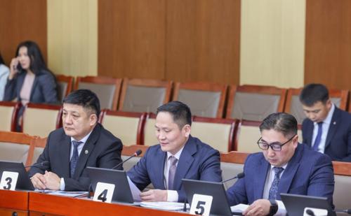 Улсын ерөнхий прокурорын орлогчоор М.Чинбатыг томилохыг дэмжив