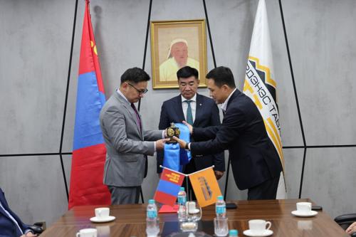 “ЭРДЭНЭС ТАВАНТОЛГОЙ” ХК-Д ОНЦГОЙ ДЭГЛЭМ ТОГТООЖ, БҮРЭН ЭРХТ ТӨЛӨӨЛӨГЧИЙН БАГ ТОМИЛЛОО