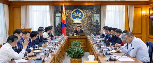 ЗГ-ын хуралдаанаар 29 үндэсний хороо, зөвлөлийг ТАТАН БУУЛГАХААР шийдвэрлэж, жил бүр 41.6 тэрбумыг хэмнэхээр боллоо