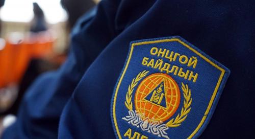 Амиа хорлох гэж байсан иргэнийг аварчээ