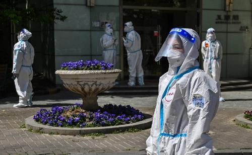 Шанхай хот зарим бүсэд хөл хорионы дэглэмийг султгах болжээ