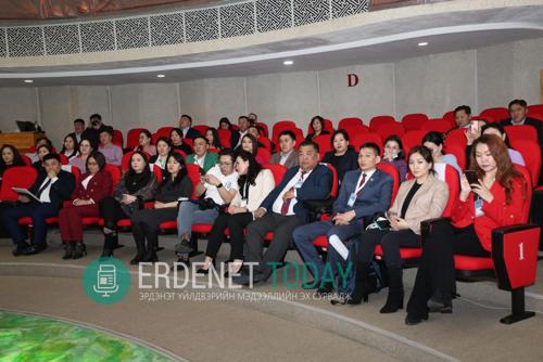 Өмчийн харилцааны мэргэжилтнүүд Эрдэнэт үйлдвэртэй танилцлаа
