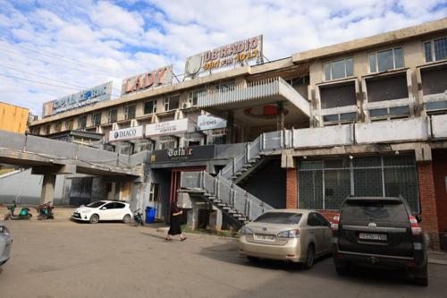 “Нарны титэм”-ийн Ж блокийн 1222 ам.метр талбайг дуудлагаар худалдана