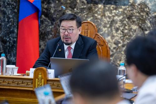 Мансууруулах бодис, сэтгэцэд нөлөөт эмийн хэрэглээний эсрэг Ерөнхий сайд үүрэг, даалгаврууд өгчээ
