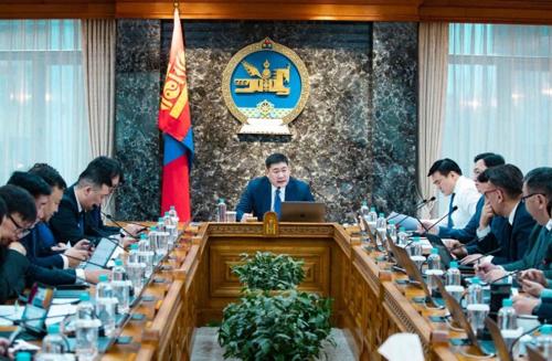 Засгийн газрын хуралдаан эхэллээ