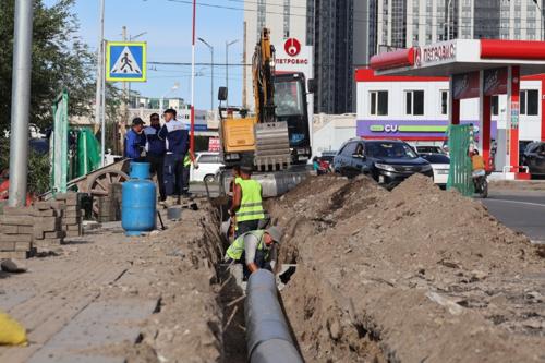 Энхтайваны гүүрний доод хэсэг 1100 метр урт борооны ус зайлуулах шугам угсарч эхэллээ