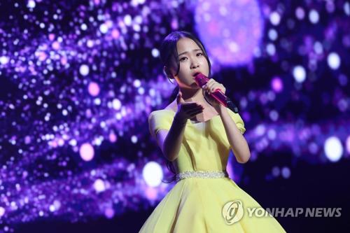 БНСУ:16 настай дуучныг цахимаар доромжилсон эрэгтэйд 4 сарын хорих ял оноожээ