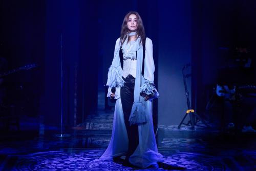 Дэлхийн хамгийн анхны хиймэл оюун ухааны найруулсан Гамлет мюзиклийн эргэн тойронд….