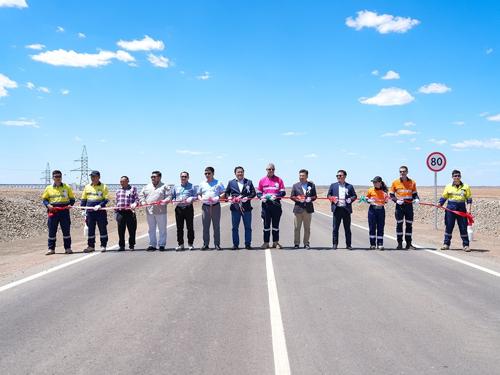 “Оюу толгой” компани 12.5 км хатуу хучилттай авто замыг барьж, ашиглалтад хүлээлгэн өглөө