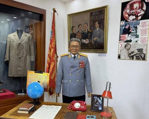 Увс аймгийн 100 жилийн ойн хүрээнд Маршал Ю.Цэдэнбалын дурсгалын үзэсгэлэнг нээжээ