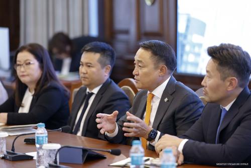 УИХ-ын дарга Д.Амарбаясгалан: Худалдаа, аж үйлдвэрийн танхимын тухай хуулийн шинэчлэлээр төр, хувийн хэвшлийн түншлэлийг бодитой болгох шаардлагатай