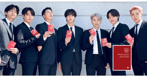 BTS хамтлаг хүссэн орондоо визгүй зорчих паспорт гардан авчээ