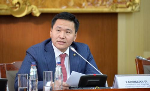 ХНХ-ын сайд асан Т.Аюурсайханы гэр болон ажлын өрөөнд нэгжлэг хийлээ