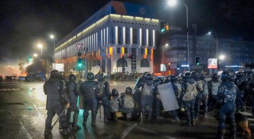 Казахстанд байгаа Монгол иргэдийг жагсаал цуглаанд оролцохгүй байхыг АНХААРУУЛЛАА