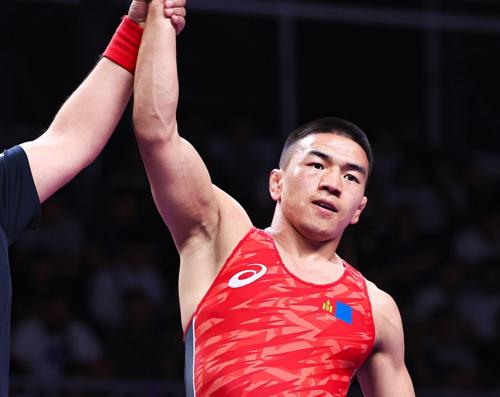 Чөлөөт бөхийн тамирчин Т.Тулга дэлхийн чансааг тэргүүлж эхэллээ