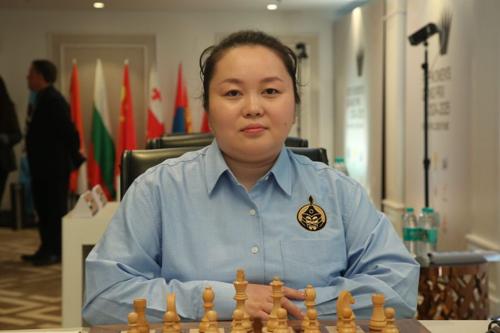 Б.Мөнгөнтуул аравдугаар байр руу ухарлаа