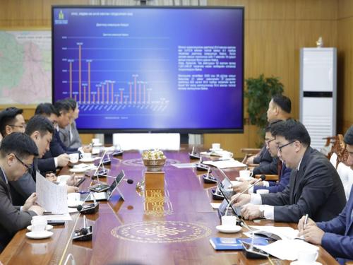 Улсын онцгой комиссын хуралдаанаар өвөлжилтийн бэлтгэл ажлын явцыг хэлэлцлээ