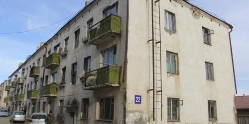 Ашиглалтын шаардлага хангахгүй  орон сууцны барилгыг буулган шинээр барих тендер зарлагджээ