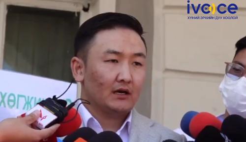 Усан парк нэрийдлээр орон сууц барьсныг иргэд эсэргүүцэн жагслаа