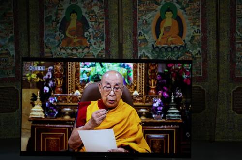 Далай лам хойд дүрээрээ дахин төрнө, хойд дүрийг нь тодруулах эрх зөвхөн түүний санд хадгалагдана гэж мэдэгдэв