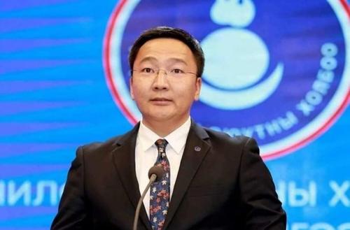 Н.Лхагвадорж: Ард түмнийг улны гэж цоллосон тэр эмэгтэй энэ их хулгайд хариуцлага хүлээсэн үү