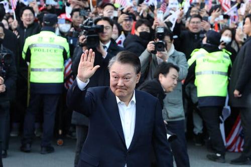 Солонгосын ерөнхийлөгч Юн Сог Ёлыг огцруулах 5 үндэслэл