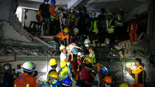 Газар хөдлөлтийн улмаас Мьянмарт  1700, Бангкогт 18 хүн амиа алджээ