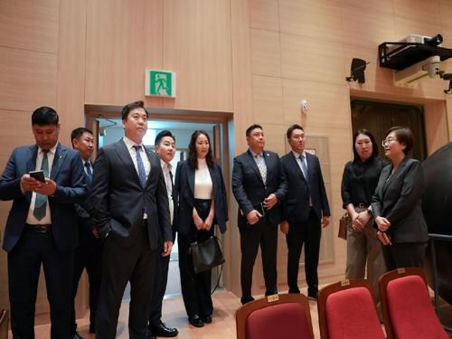 НИТХ-ын дарга А.Баяр Пусан-Улаанбаатарын соёлын өдрүүд арга хэмжээг "Busan concert hall"-тай хамтран хийх хүсэлтээ илэрхийллээ