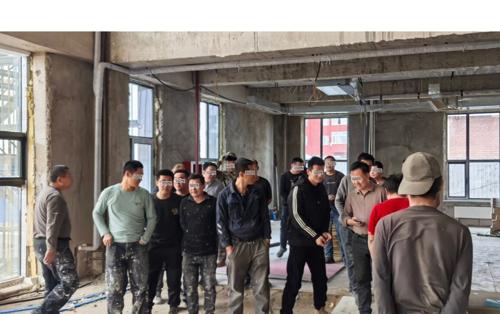 Хууль бусаар хөдөлмөр эрхэлж байсан БНХАУ-ын 20 иргэнийг албадан гаргалаа