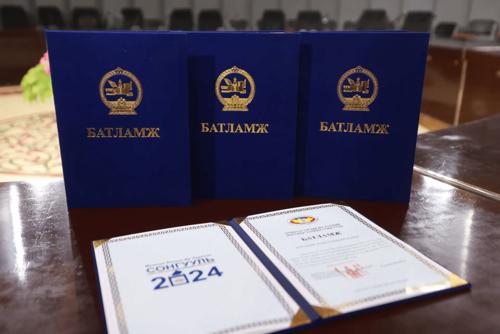 Ирэх даваа гарагт СЕХ нэр дэвшигчдэд үнэмлэхийг нь гардуул